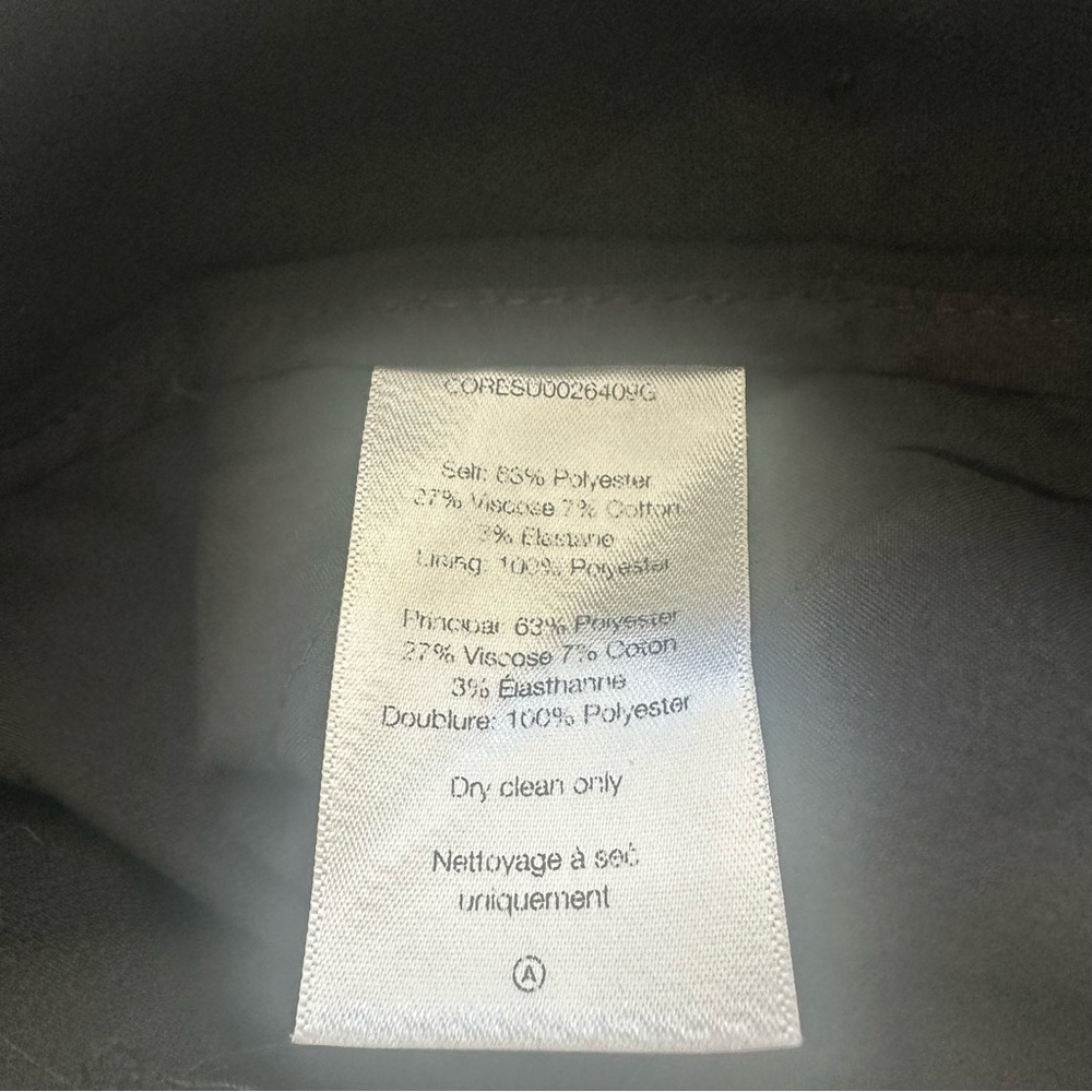 Veronica Beard Black Renzo Crest Button Pant with Gold Button Detail. Size 8. - Picture 6 of 6
